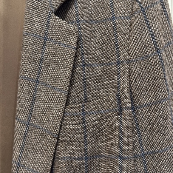 Theory one button blazer, tan/mocha with blue wide checker pattern - Picture 3 of 6